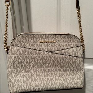Michael Kors Crossbody Bag